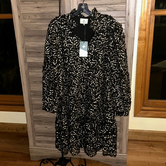 Nightly Organza Palmerston Dress - Picture 9 of 14